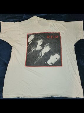 R.E.M. Graphic Band Tee in White with Red Accent